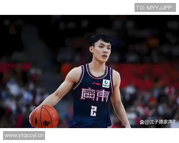 CBA徐杰领衔新一代篮球明星展现年轻力量与奋斗精神