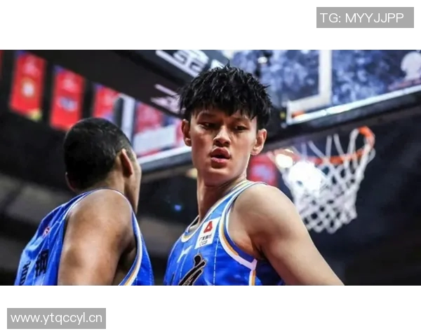 曾凡博在CBA赛场的崛起与挑战分析以及未来发展潜力探讨