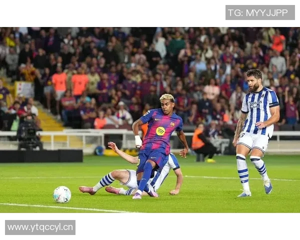 巴塞罗那2-0击败皇家社会，梅西梅开二度领先皇马积分榜