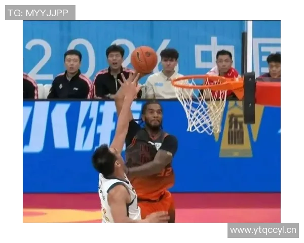 山东男篮大外援突发伤情，深圳南城阻击成功晋级四强